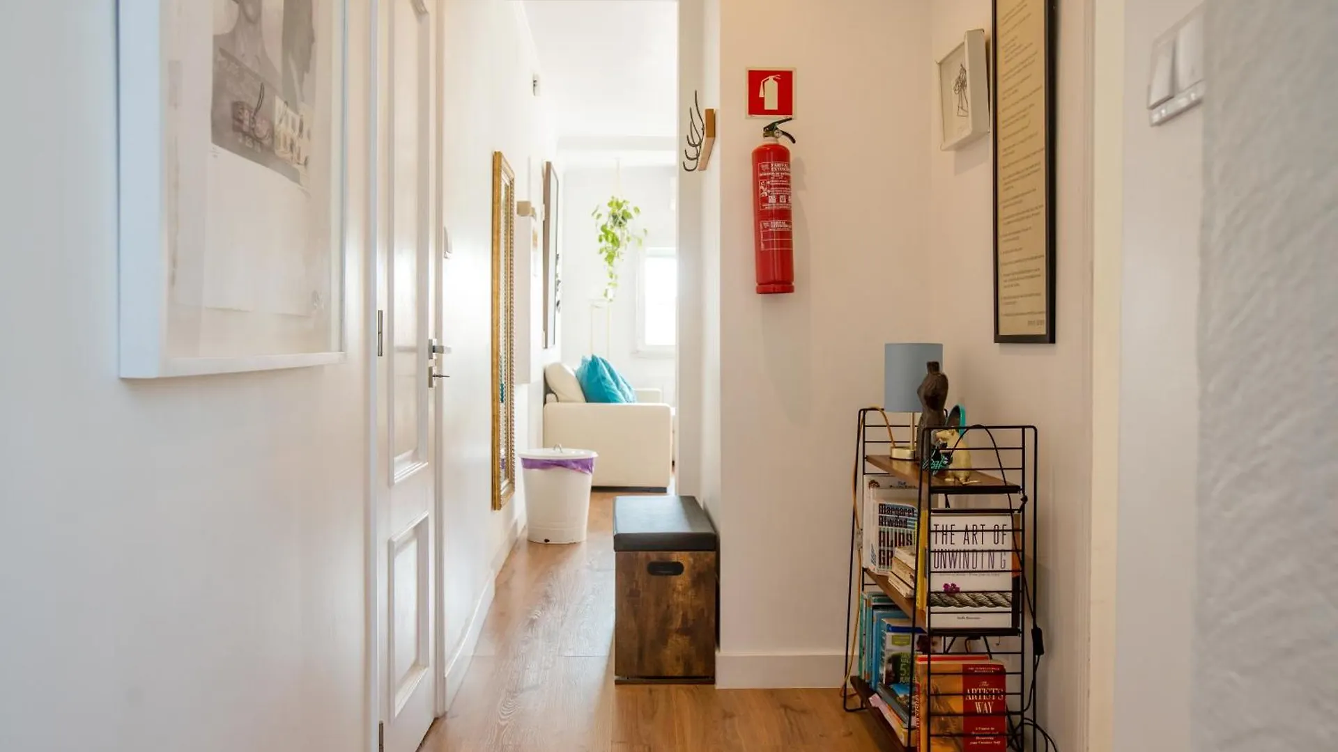 Bright Apartment In Lisbon