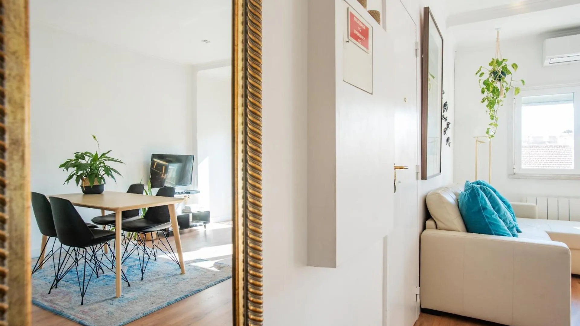 Bright Apartment In Lisbon Portugal